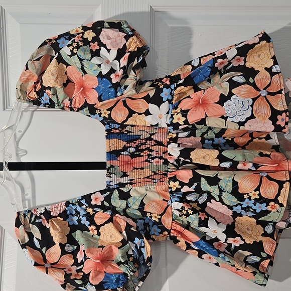 Buddy Love Floral Print Puff Sleeve Top - Picture 5 of 6